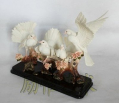 精致与吉祥的完美融合 青岛裕洋不锈钢高档进口鸽子树脂工艺品